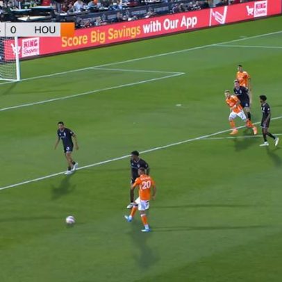 Colorado Rapids vencem o Houston Dynamo 3 a 1 com gol de Lawrence Ennali