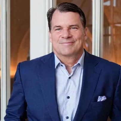 Farley analisa o estado da indústria automotiva e os desafios da Ford