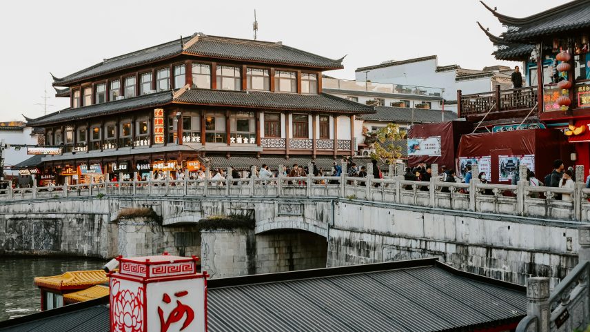 China mantém crescimento econômico mesmo com guerra no Irã