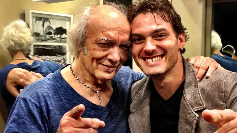 Roberto Carlos nega desentendimento com empresário em disputa de herança