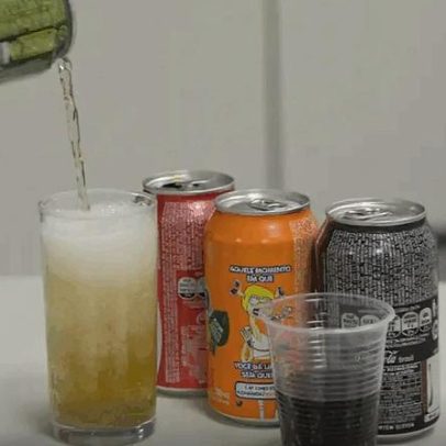 Estudo associa bebidas açucaradas a maior risco de demência