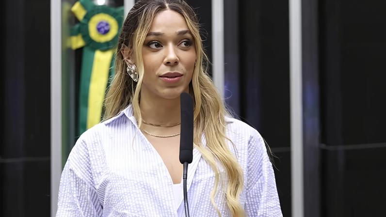 Parlamentares tentaram aprovar moção repudiando a eleição de Hilton