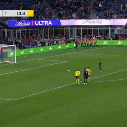 New England Revolution vence Columbus Crew por 2 a 1, com gol de Carles Gil