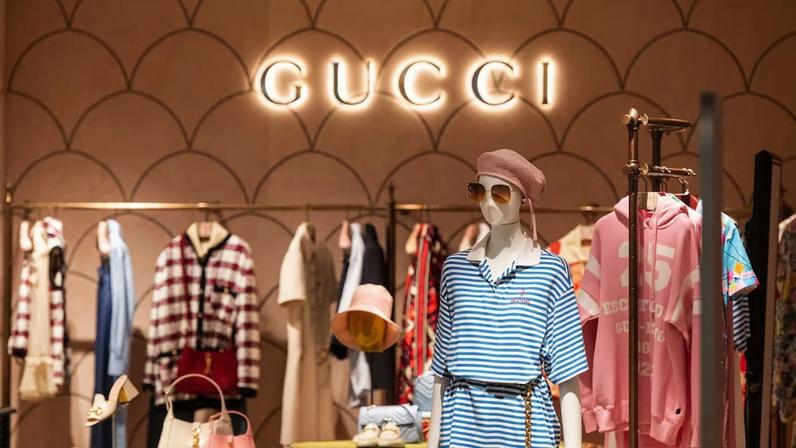 Plano inclui mais que dobrar margem e elevar retorno com Gucci no centro da estratégia