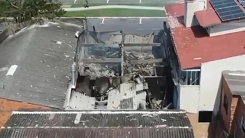 Restaurante após a queda do avião