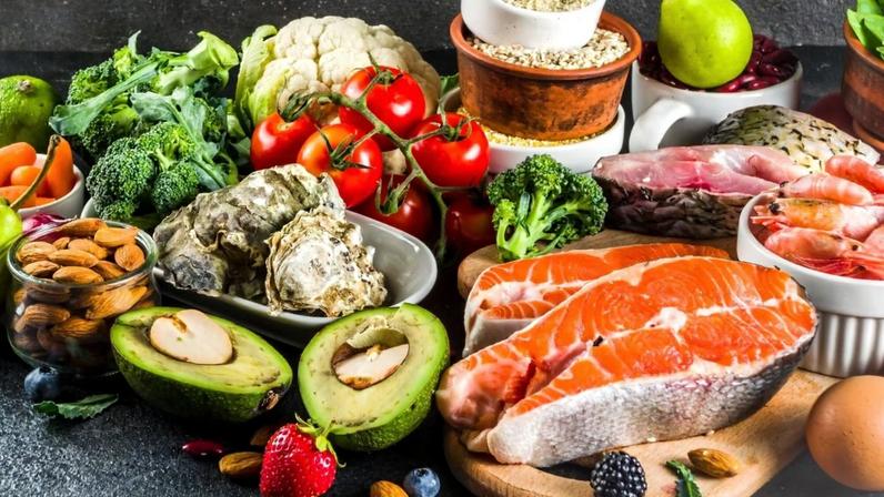 Alimentação sustentável pode aumentar a longevidade. (Foto: Rimmabondarenko via Canva)