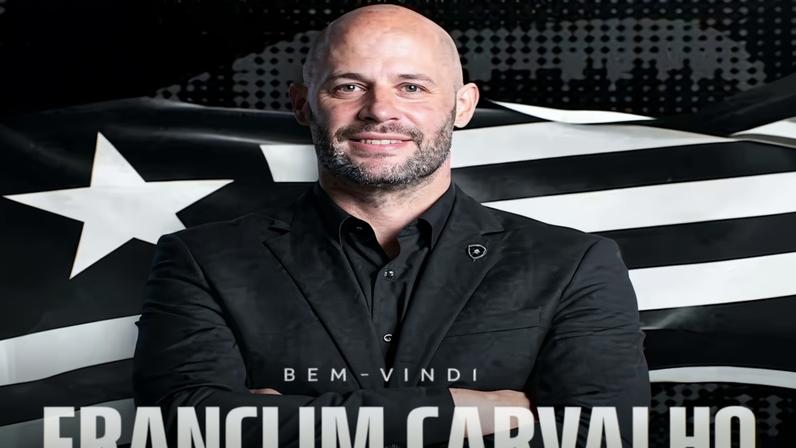 Franclim Carvalho é anunciado como novo técnico do Botafogo