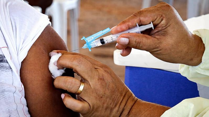 Trabalhadores devem ser informados sobre a possibilidade de deixar de comparecer ao serviço em casos de exames preventivos, sem prejuízo do salário