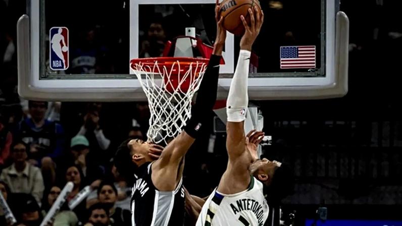 LeBron James diz que Victor Wembanyama é candidato ao MVP