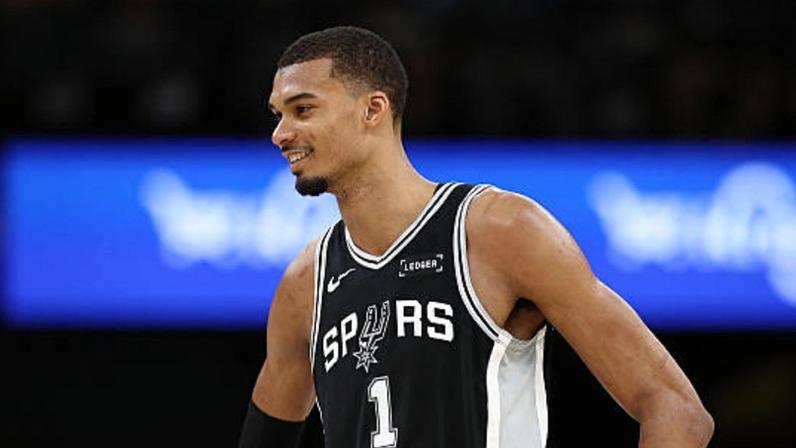 Lenda da NBA comenta como marcaria Victor Wembanyama