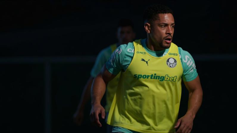 Vitor Roque, centroavante do Palmeiras