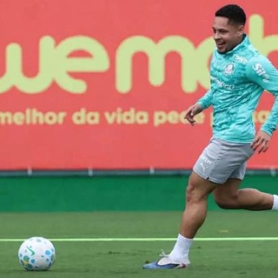 Vitor Roque e Paulinho treinam com o grupo; Palmeiras prepara clássico