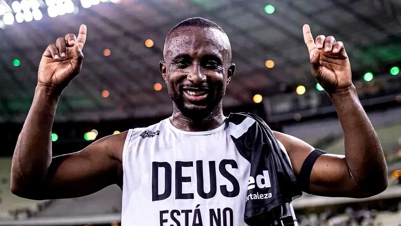 Dieguinho comemora vitória do Ceará (Foto: Divulgação/Ceará)