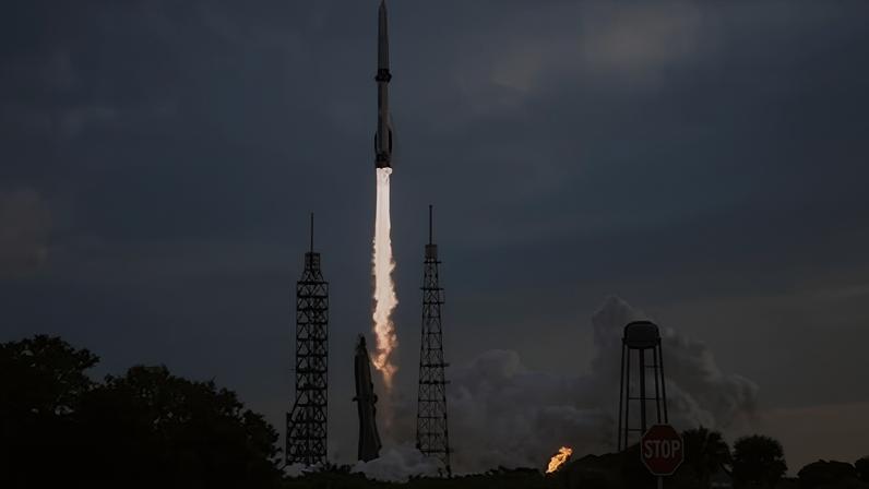 AST despenca na bolsa após fracasso da última missão com Bezos