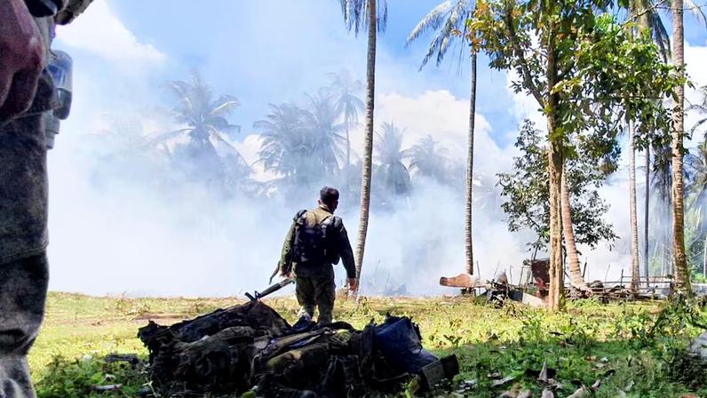 Manobras reúnem mais de 17 mil militares e incluem uso de fogo real próximo ao estreito de Taiwan e ao Mar do Sul da China