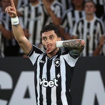 Botafogo vence Chapecoense e amplia vantagem na Copa do Brasil
