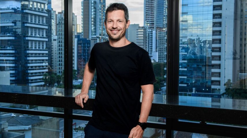 TAXA DAS BLUSINHAS: para André Farber, CEO da Riachuelo, a expressão suaviza um mecanismo que, na avaliação do setor, tem impacto direto sobre a competitividade da indústria nacional.