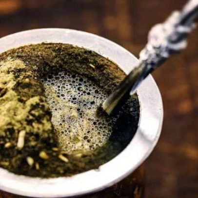 Chimarrão: benefícios para a saúde e cuidados do sul do Brasil