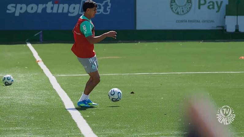O Palmeiras finalizou nesta quarta-feira (15), na Academia de Futebol, a preparação para o confronto com o Sporting Cristal-PER, no Allianz Parque, pela fase de grupos da Libertadores.