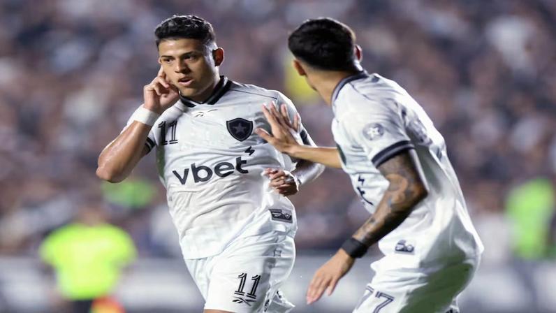 Botafogo vence clássico contra Vasco com gol no fim