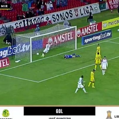 LDU amplia vantagem sobre Mirassol após falha de Walter
