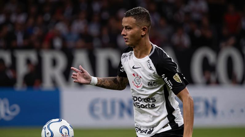 Kayke ganhou mais oportunidades com Fernando Diniz, mas vira baixa por lesão no joelho. Foto: Rodrigo Coca/Agência Corinthians