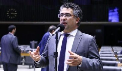 PEC 6x1: Alencar Santana presidente e Leo Prates relator