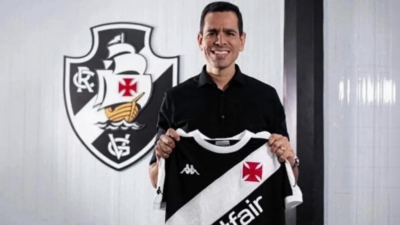Marcelo Sant'Ana em sua apresentação no Vasco (Foto: Leandro Amorim/Vasco)