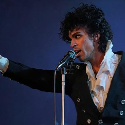 Gravação inédita de Prince é lançada na véspera dos 10 anos da morte