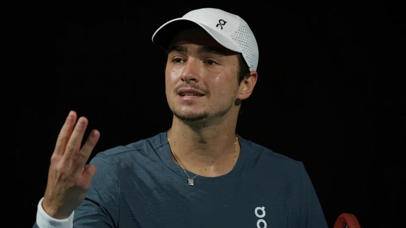 João Fonseca na derrota para Carlos Alcaraz em Miami (Divulgação)