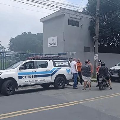 Vazamento químico em córrego no ABC paulista gera mau cheiro