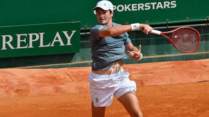 João Fonseca na vitória sobre o francês Arthur Rinderknech no Masters 1000 de Monte Carlo 2026 (Foto: Reprodução/Instagram)