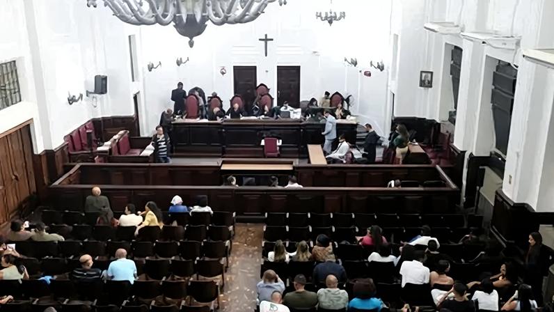 Dois acusados pelo assassinato da líder quilombola Maria Bernadete Pacífico foram condenados em júri popular realizado no Fórum Ruy Barbosa, em Salvador