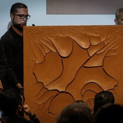 Obra de Adriana Varejão é arrematada por R$ 3 milhões por hotel de luxo