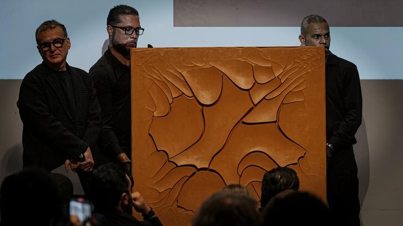 Leilão beneficente Arte para Arte, realizado no hotel Emiliano, em São Paulo