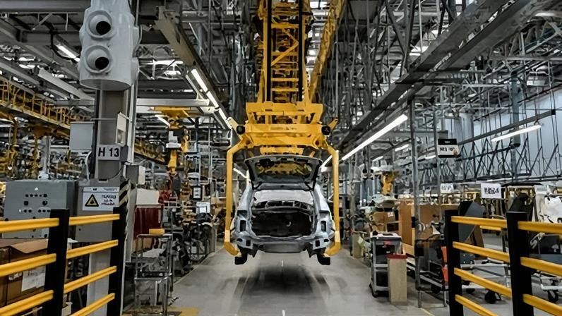 Fábrica da Jaguar Land Rover, localizada em Itatiaia (RJ), foi inaugurada em 2016 - Divulgação