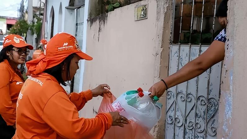 No entanto, o avanço na capital contrasta com o restante do estado, onde a coleta direta de lixo atinge 83% dos domicílios