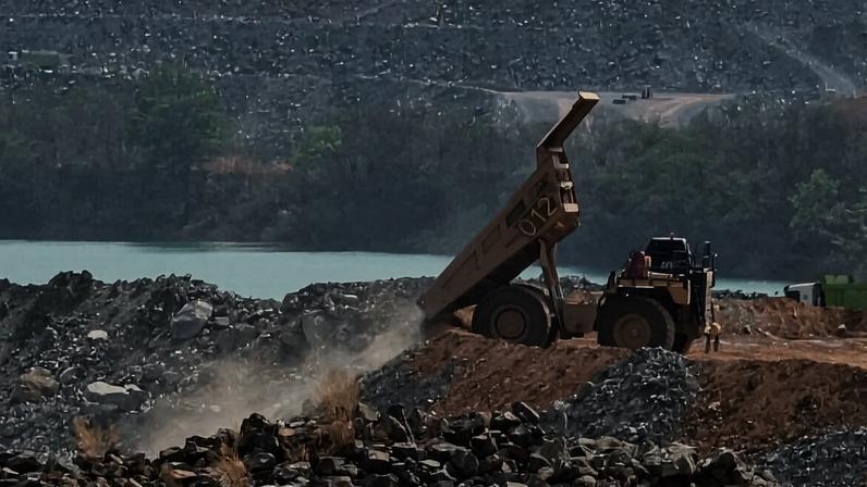 Vitória histórica de moradores da Tailândia, mas recurso de mina atrasa justiça