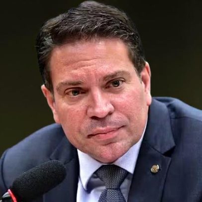 Parlamentares acionam embaixada dos EUA após Ramagem ser preso com visto vencido