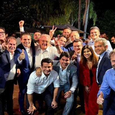 Celebração pela vitória de Odair Cunha no TCU