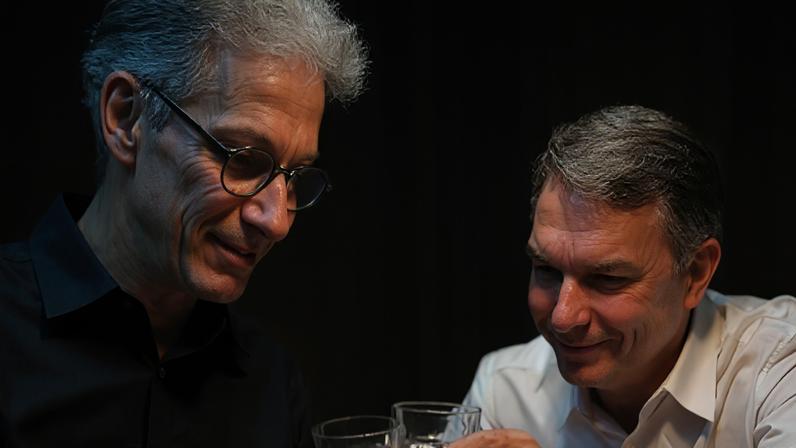 Romeu Zema e Flávio Bolsonaro são pré-candidatos à Presidência