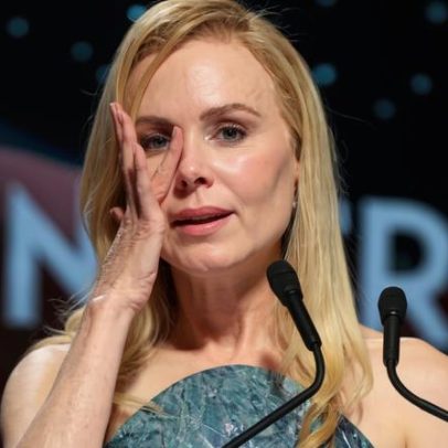 Nicole Kidman soube da morte da mãe minutos antes de ganhar prêmio no festival