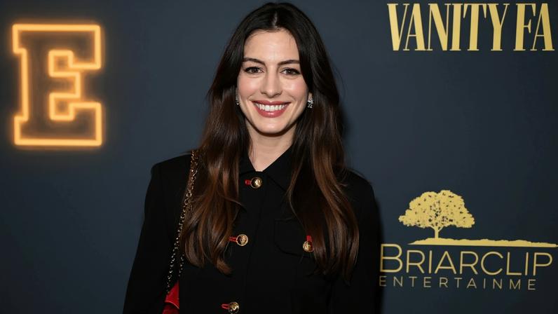 Anne Hathaway