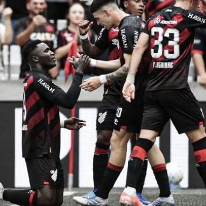 Athletico vence Chapecoense e mantém posição entre os primeiros