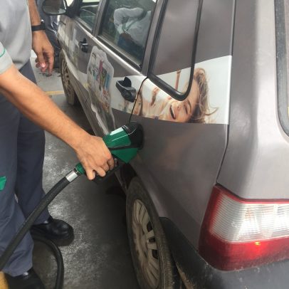 Etanol cai mais de 7% em SP, aumentando competitividade com gasolina