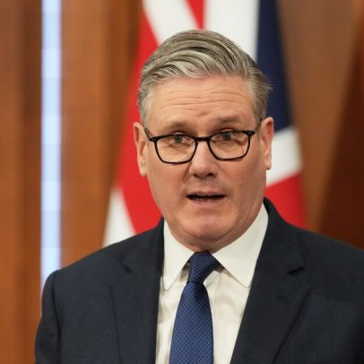 Primeiro-ministro britânico afirma estar farto de Trump e Putin