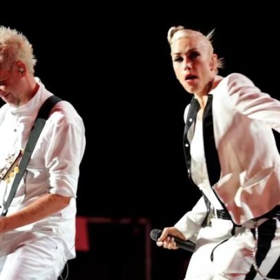 Guitarrista do No Doubt revela diagnóstico de doença neurológica.