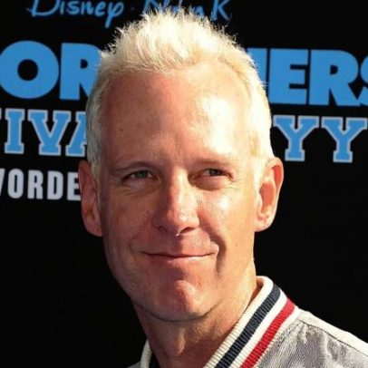 Guitarrista do No Doubt confirma diagnóstico neurológico