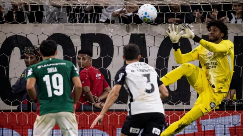 Apresentadora Paloma Tocci comenta gesto obsceno de jogador do Corinthians durante clássico contra o Palmeiras