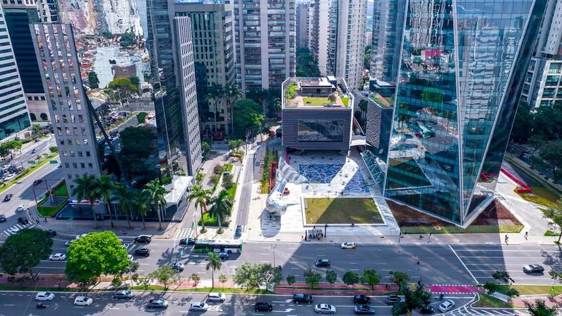 Brasil concentra 74% dos aportes em IA na América Latina